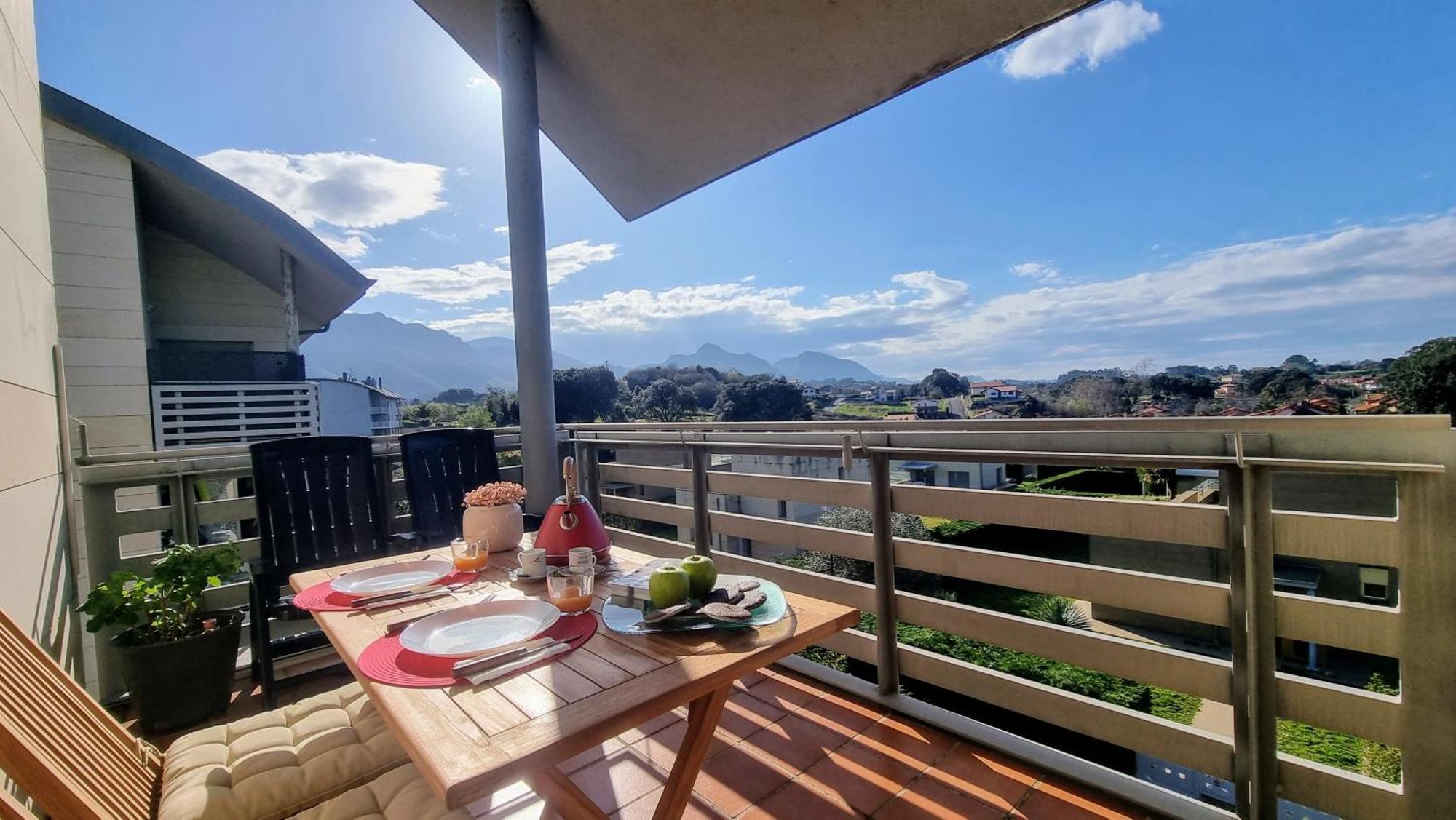 Apartamento El Arcin リャネス エクステリア 写真